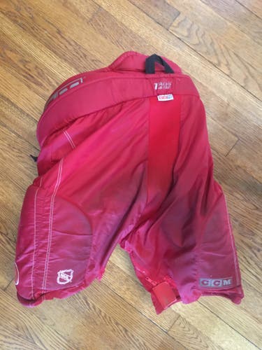 Junior Used Large CCM Tacks 492 Hockey Pants