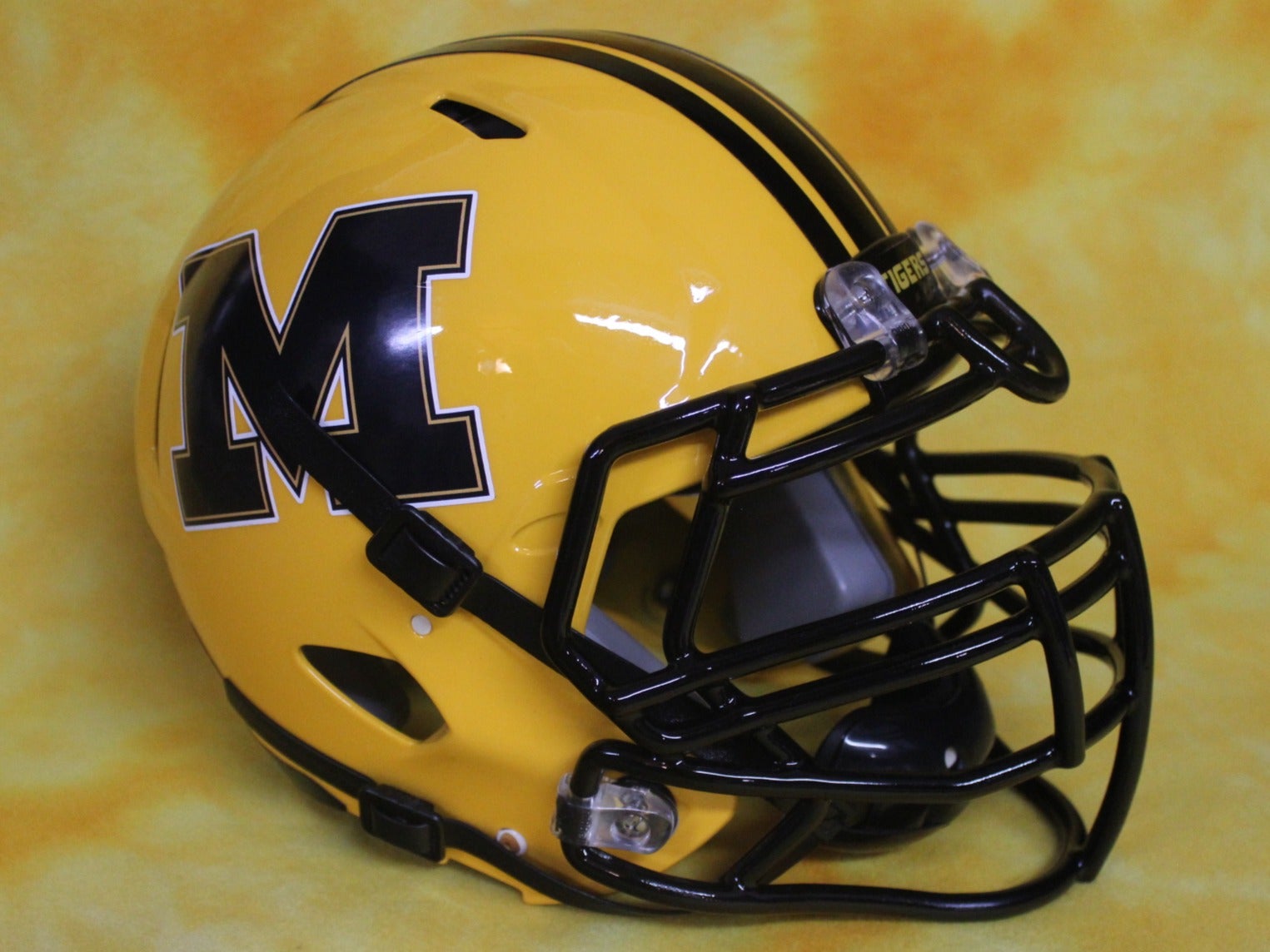Mizzou Tigers Missouri super custom fullsize football helmet Riddell