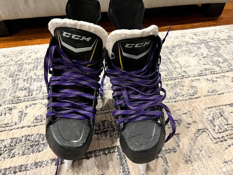 Intermediate Used CCM Tacks 9060 Hockey Skates Regular Width Size 5.5