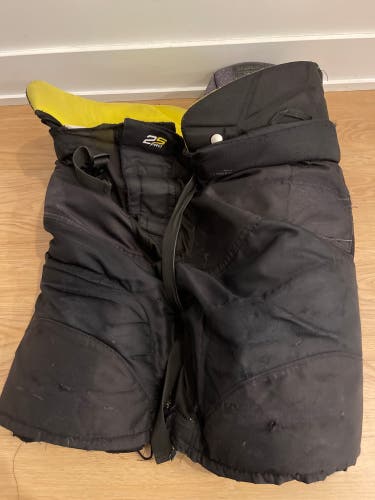 BAUER Supreme 2S Pro Sr. hockey pants, Colors Black, Size M