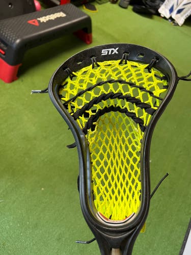 Used Attack & Midfield STX Stallion Head with Warrior Platinum Alloy Shaft
