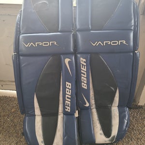 Used 30" Bauer Vapor Goalie Leg Pads