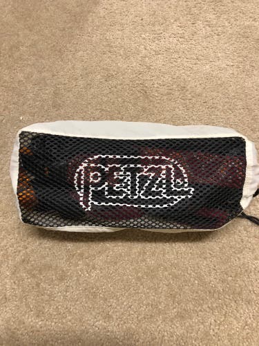 Rock climbing harness - (L) And Bag