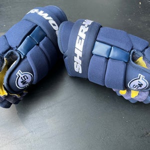 Used Sher-Wood BPM 120 Gloves 14"