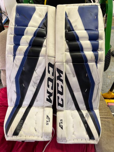Ccm EFLEX 3.5 goalie leg pads Used Very Little