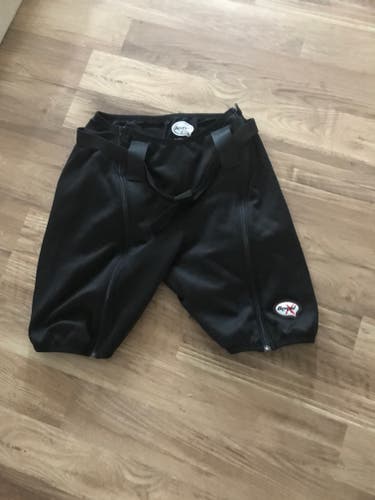 Beyond race shorts - Large