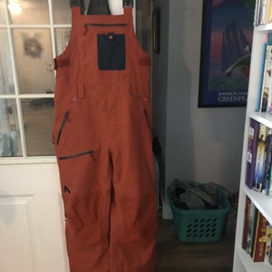 Men's Flylow Baker Bibs Large in Autumn Rust