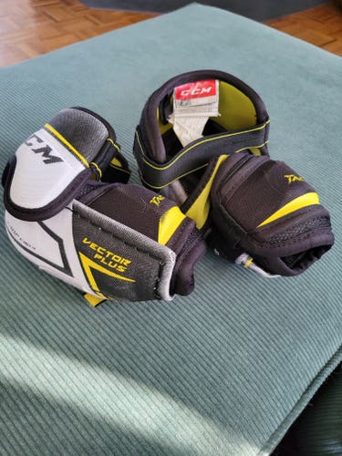 Used Large CCM Elbow Pads