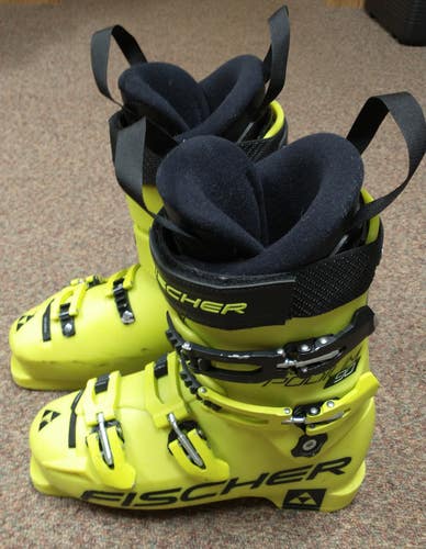 Fischer RC4 Podium 90 Ski Boots