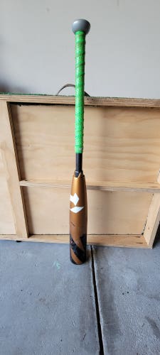 Used USSSA Certified 2022 DeMarini Composite Zoa Bat (-10) 20 oz 30"