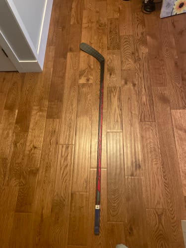 Intermediate Left Hand P29 Jetspeed FT4 Pro Hockey Stick