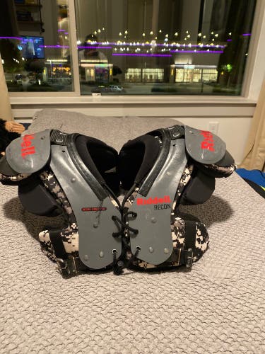 Used Large Riddell Recon Shoulder Pads
