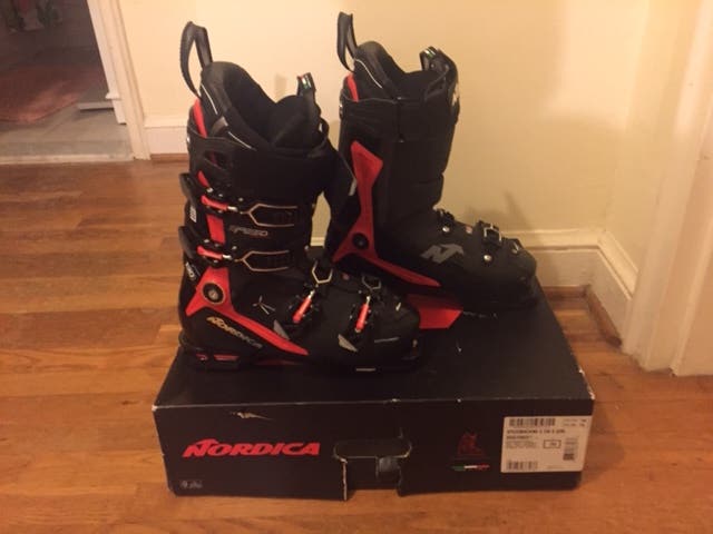 Nordica  SpeedMachine 3 130 Ski Boots size 26.5
