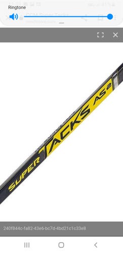 New Junior CCM Right Handed Super Tacks AS2 Hockey Stick P28