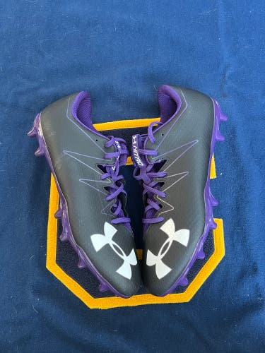 Men's Under Armour Molded Cleats Low Top Nitro Size 13