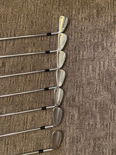 MENS Right Handed Stiff Flex Steel Shaft P790 Iron Set