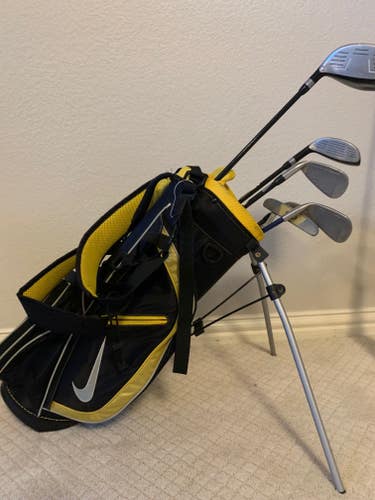 Junior Used Nike Right Handed Clubs (Full Set) 6 Pieces
