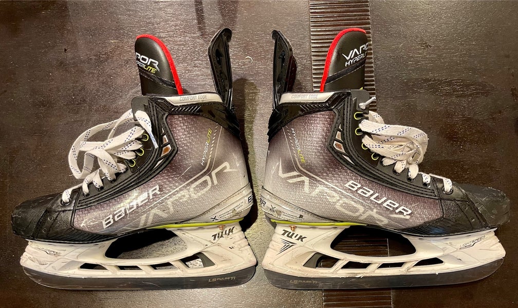 Used Bauer Size 8.5 Vapor Hyperlite Hockey Skates