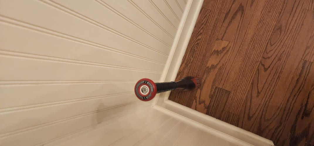 Used USSSA Certified 2022 Easton Composite ADV Hype Bat (-8) 22 oz 30"