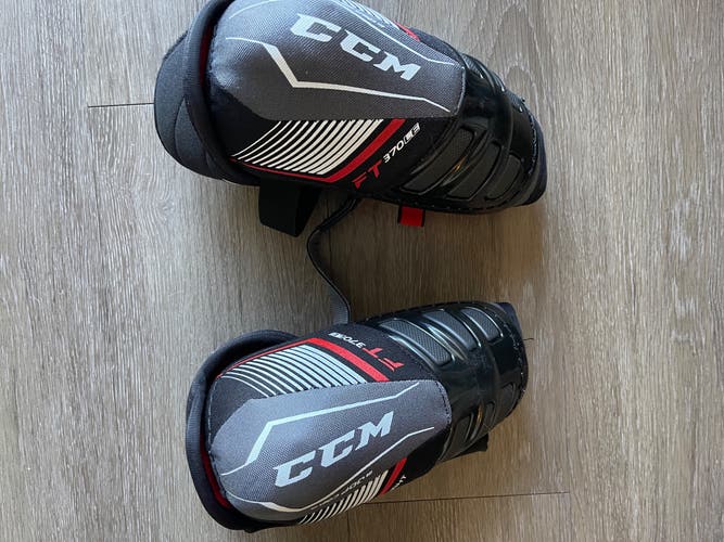 Used Medium CCM JetSpeed FT370 Elbow Pads
