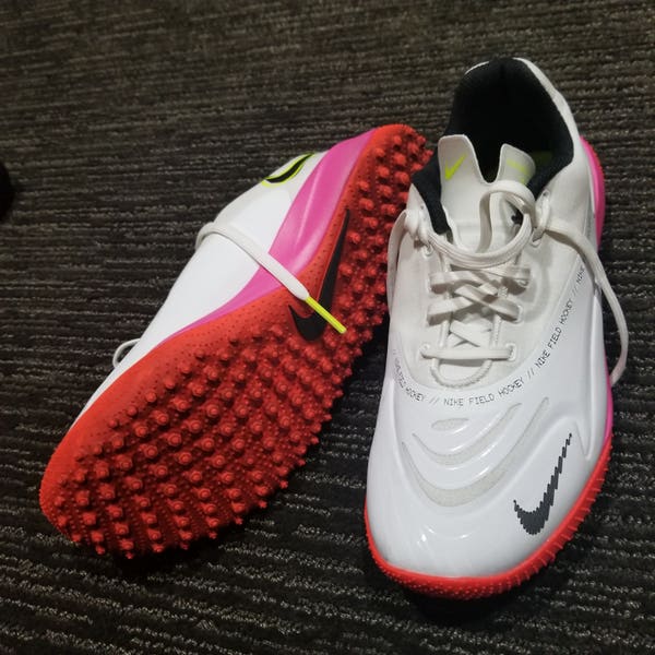 White Women's Used Nike Vapor Shoes SidelineSwap Buy and Sell