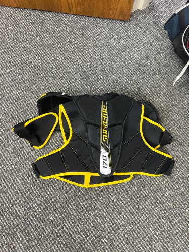 Junior Large Bauer Supreme 170 Shoulder Pads