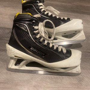 Used Bauer Regular Width  Size 9.5 Supreme Hockey Skates