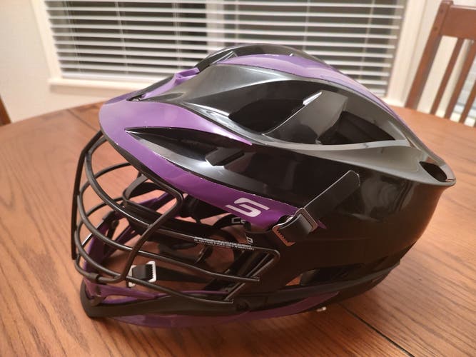 Used Player's Black Cascade S Helmet