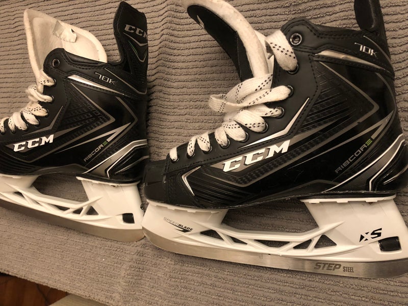 New CCM Wide Width Pro Stock Size 9 RibCor 70K Hockey Skates