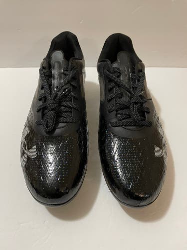 Men’s Size 10 Under Armour AU Blur Triple Black Football Cleats