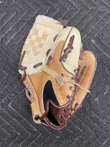 ¡ Leather Louisville Slugger 9.5" Slugger Series Baseball Glove