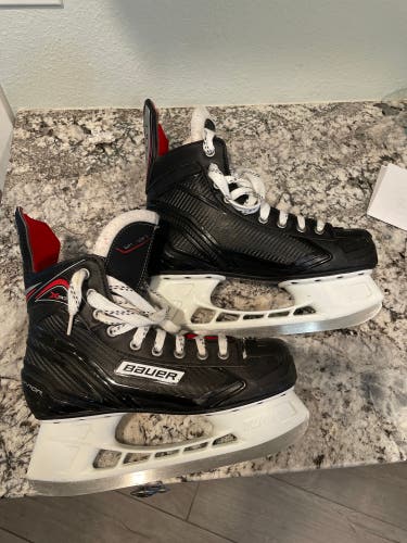 Bauer Vapor X300 Skates (8R)