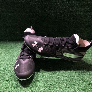 Under Armour Spotlight 14.0 Size Football Cleats