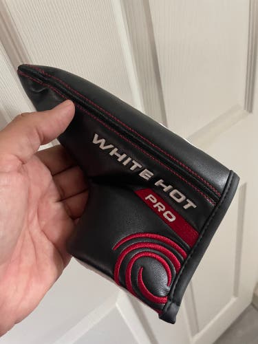 Odyssey golf club head cover