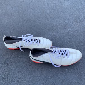White Unisex Size 13 (Women's 14) Puma One 1 Cleats