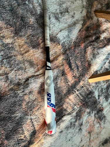 BBCOR Certified Composite (-3) 30 oz 33" CF8 Bat