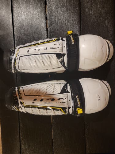 Used CCM Super Tacks AS1 Shin Pads