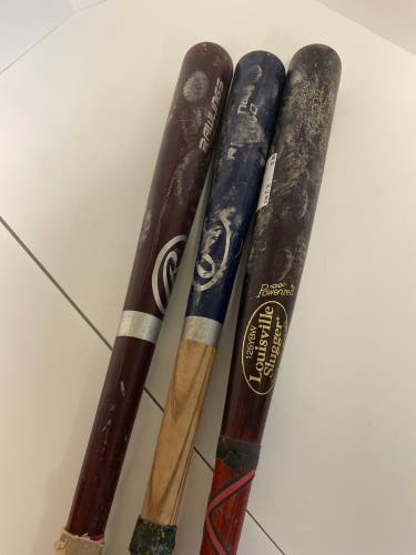 Used  (-5) 22 oz 27" Bat