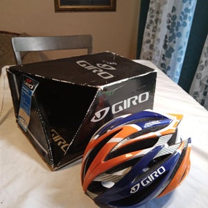 Used Men's Small Giros Bike Helmet