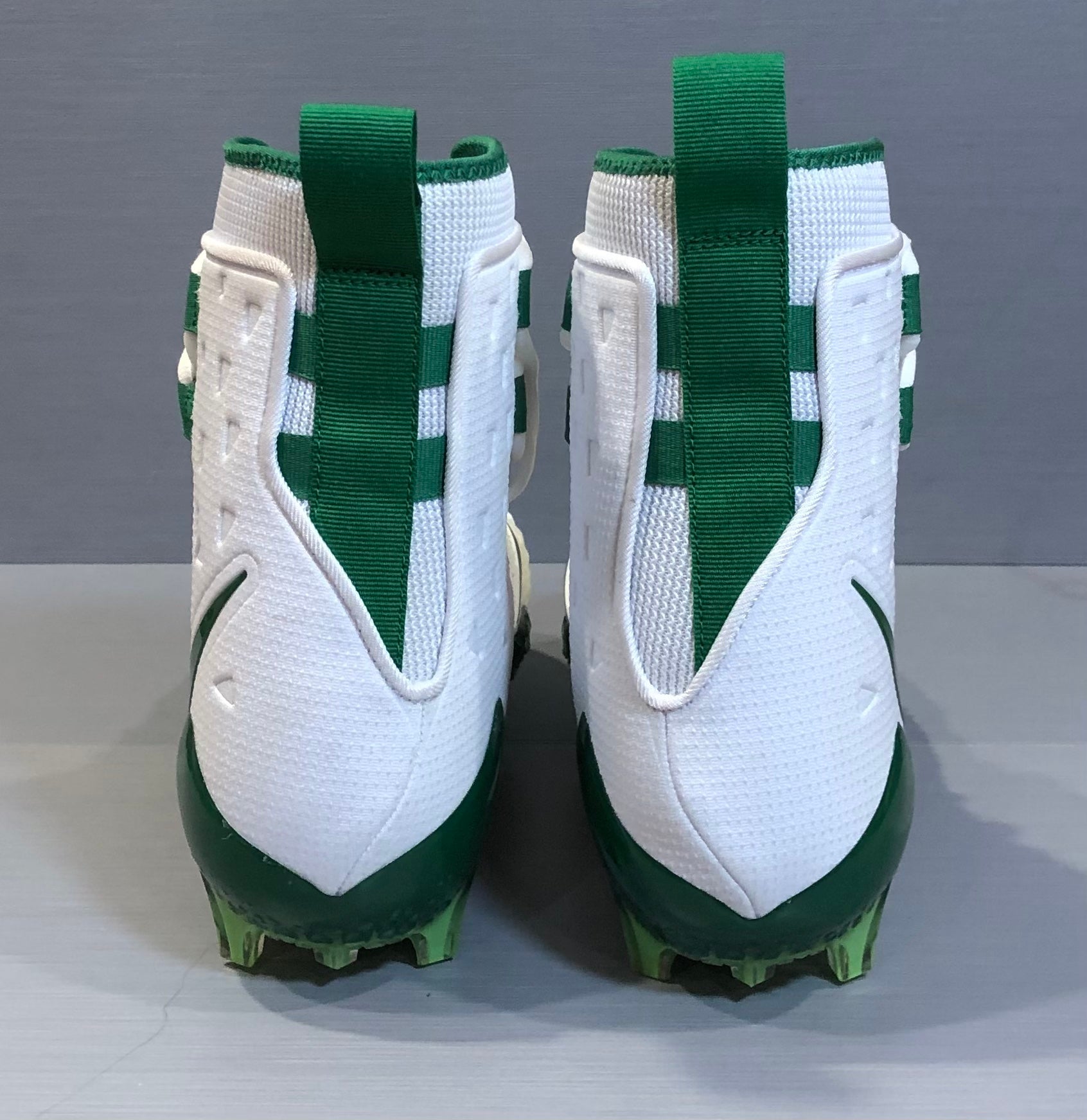 mens size 10 football cleats