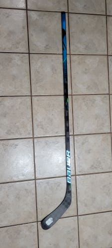Intermediate Slightly Used Right Handed Bauer Nexus Geo Hockey Stick P28