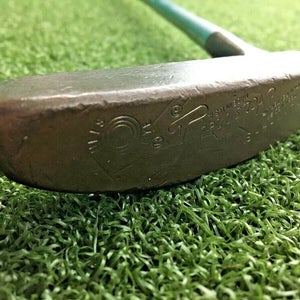 Acushnet Bullseye L-FL M-4-S John Reuter Jr Putter / RH / ~34" Fluted / mm4852