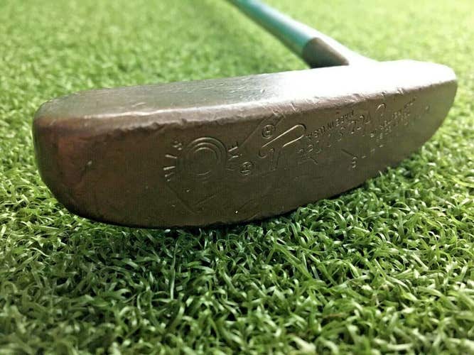 Acushnet Bullseye L-FL M-4-S John Reuter Jr Putter / RH / ~34" Fluted / mm4852