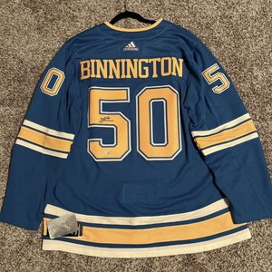 Signed Jordan Binnington St. Louis Blues Jersey Size 54