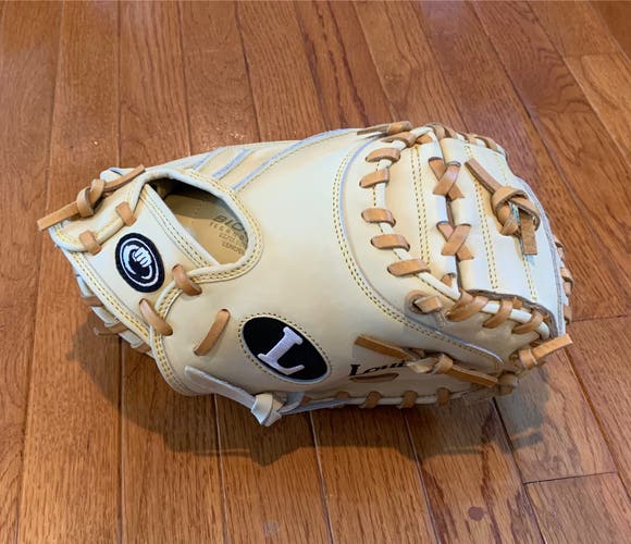 NEW Louisville Slugger TPX Pro Catchers Mitt - 33.5”