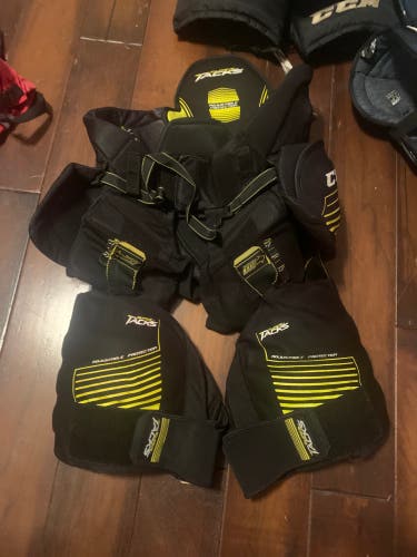 Senior Medium CCM  Super Tacks Hockey Pants