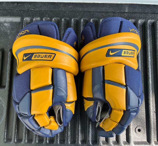 Nike Bauer Vapor Pro Hockey Gloves 15”