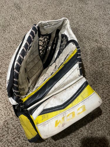 CCM Eflex full right goalie glove