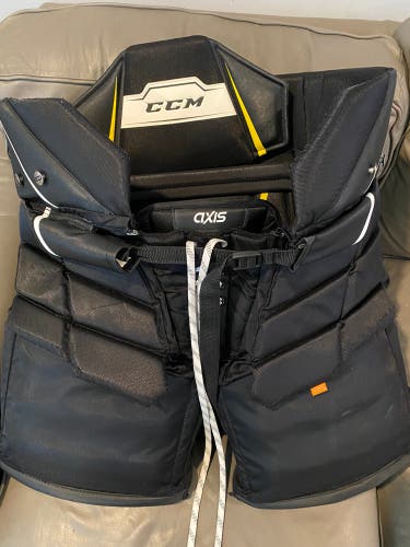 Senior XL CCM  Axis pro Hockey Goalie Pants