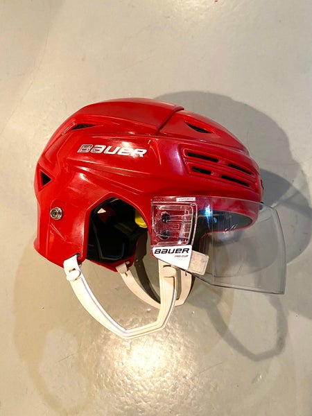 Bauer Pro Stock Re-Akt 200 Helmet Sr. M - Dubuque Fighting Saints USHL Team Issue Barely Used